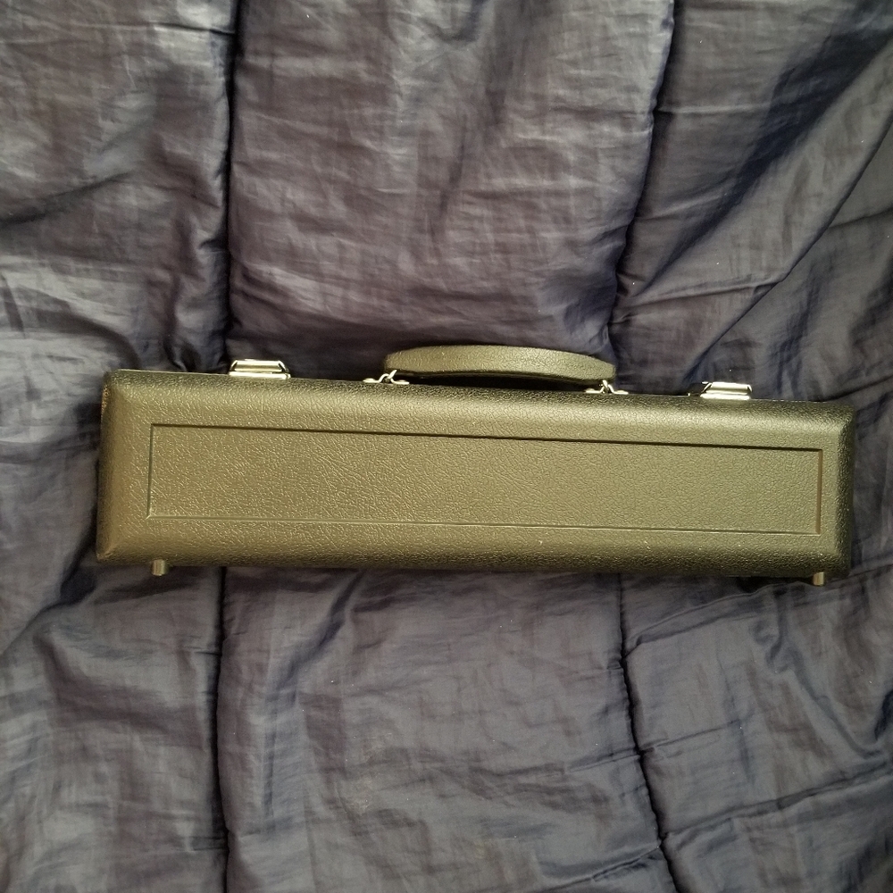 Flute - Picture 4 of 7